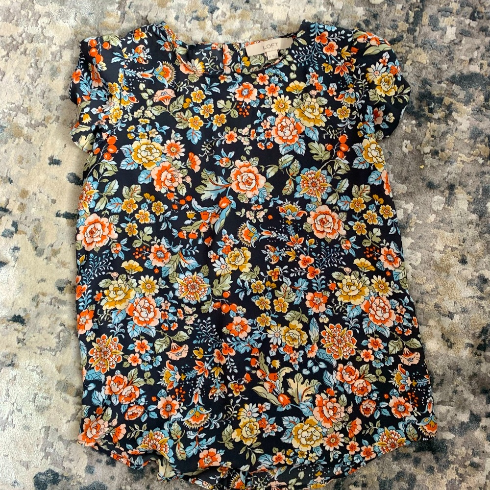 Loft classic floral blouse Size S